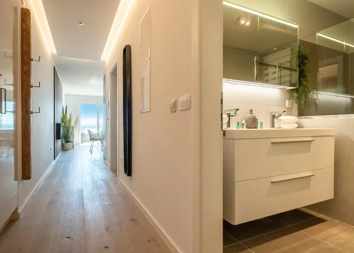 Luxury Marina With Private Parking