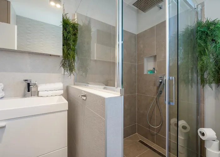 Luxury Marina With Private Parking * Makarska