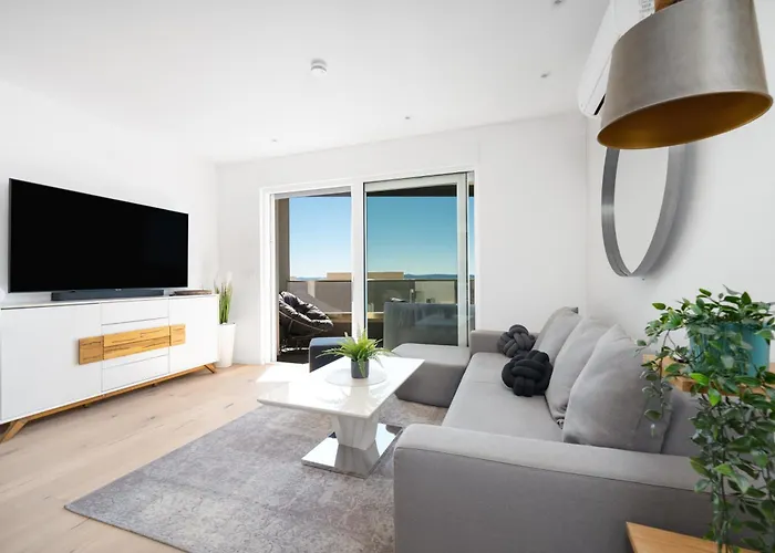 Luxury Marina With Private Parking Makarska