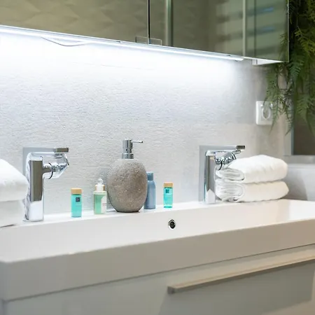 Appartement Luxury Marina With Private Parking