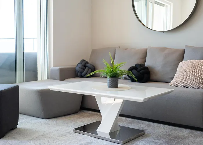 Luxury Marina With Private Parking *