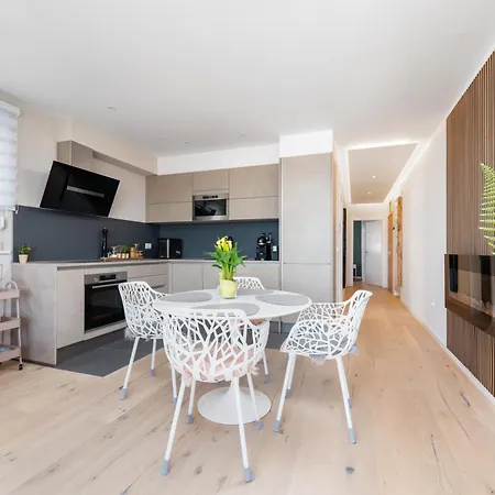 Luxury Marina With Private Parking *